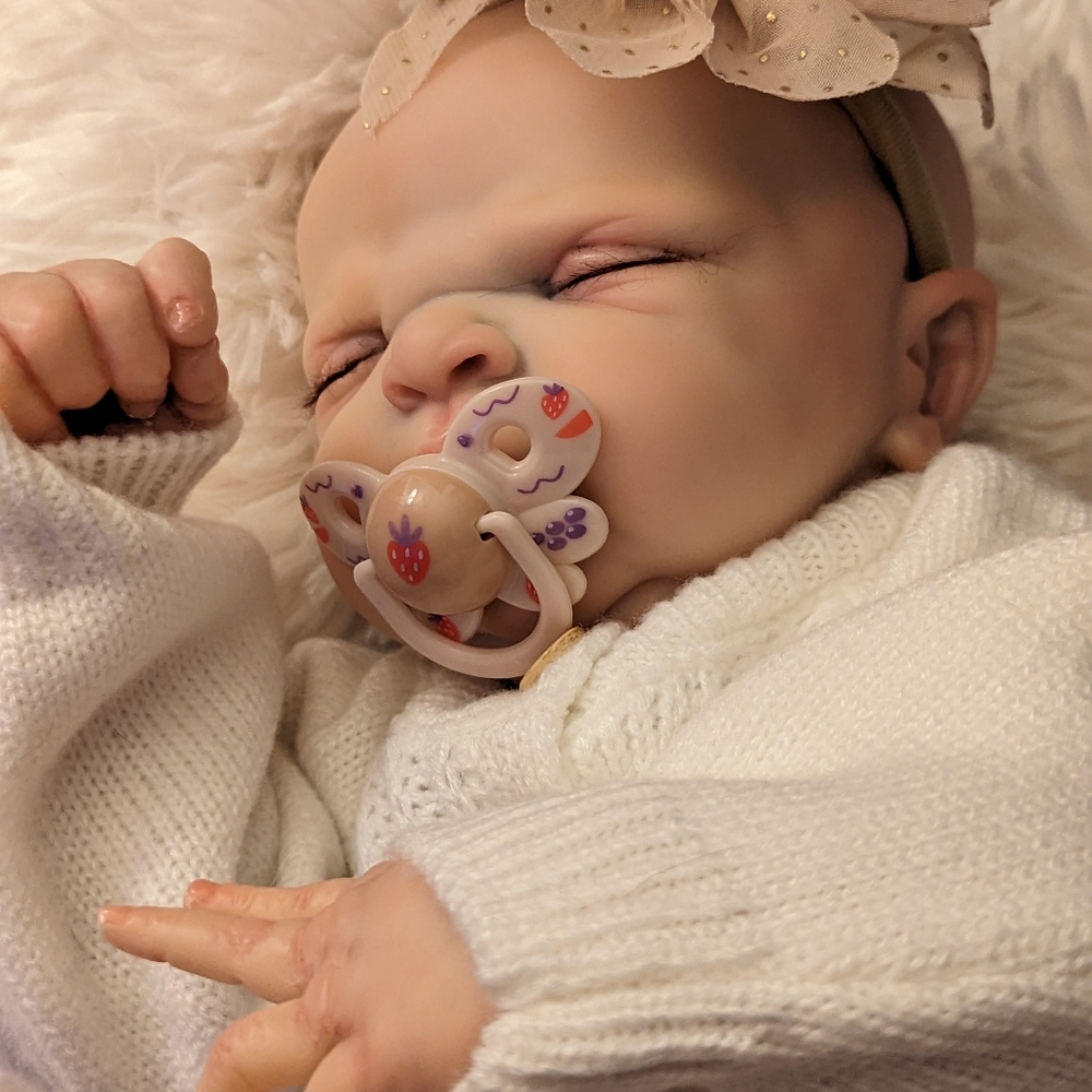 Reborn Maggie on cloth body Bountiful Baby